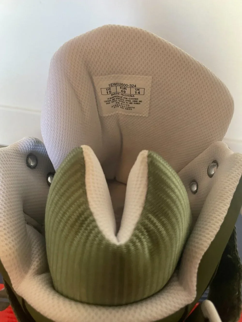 33 HI OG Basketball Shoes in Loden Green/White